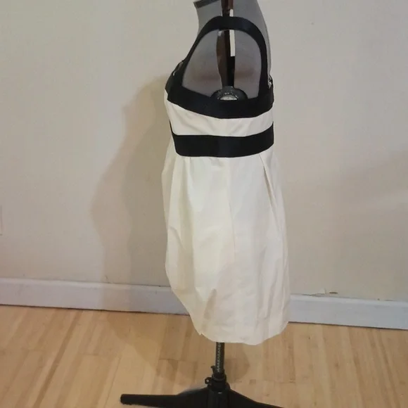 Robert Rodriguez size 10 white strappy bubble dress - Picture 3 of 6